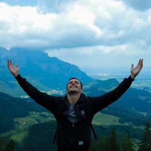 Meet your Posher, Michael